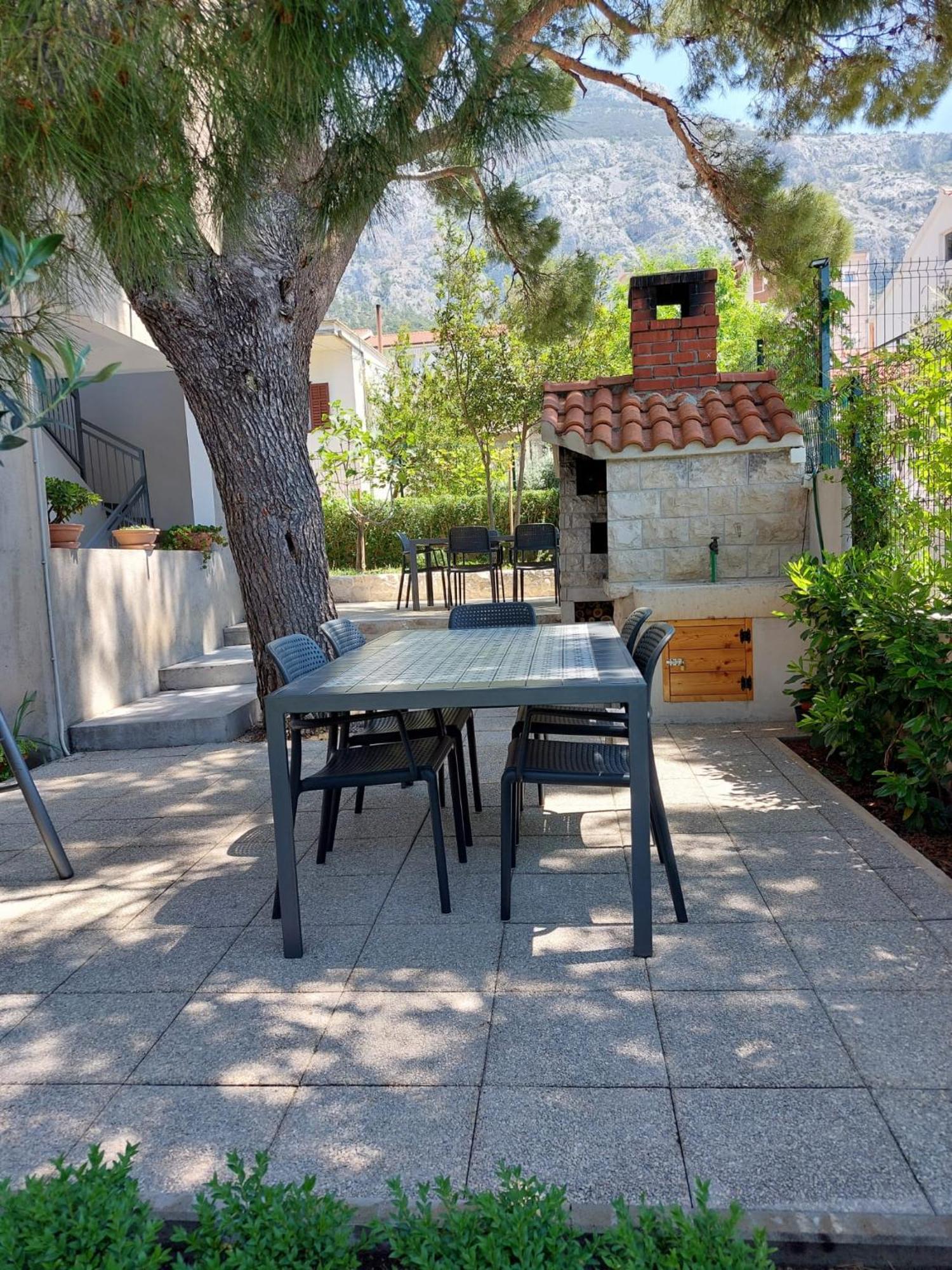 Ferienwohnung 17 Pines Makarska Exterior foto