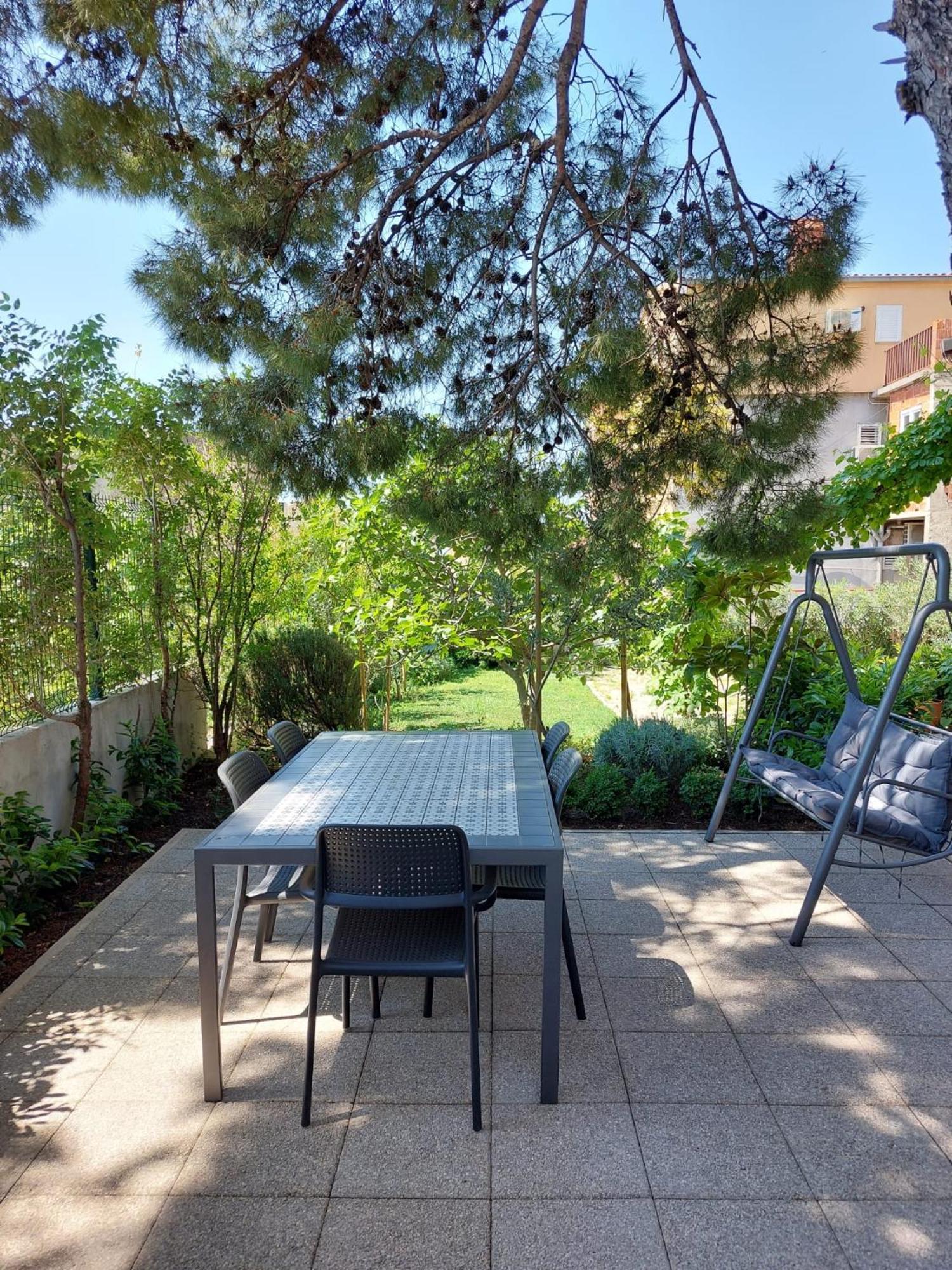 Ferienwohnung 17 Pines Makarska Exterior foto