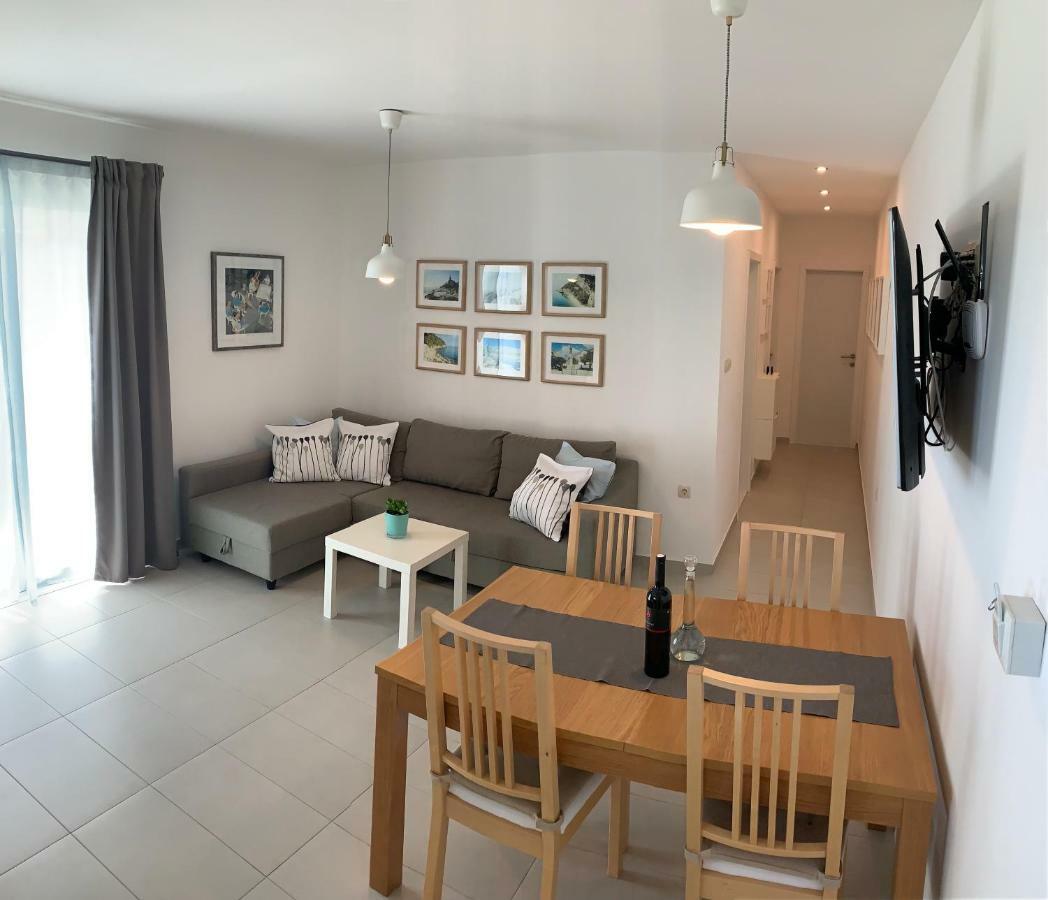 Ferienwohnung 17 Pines Makarska Exterior foto