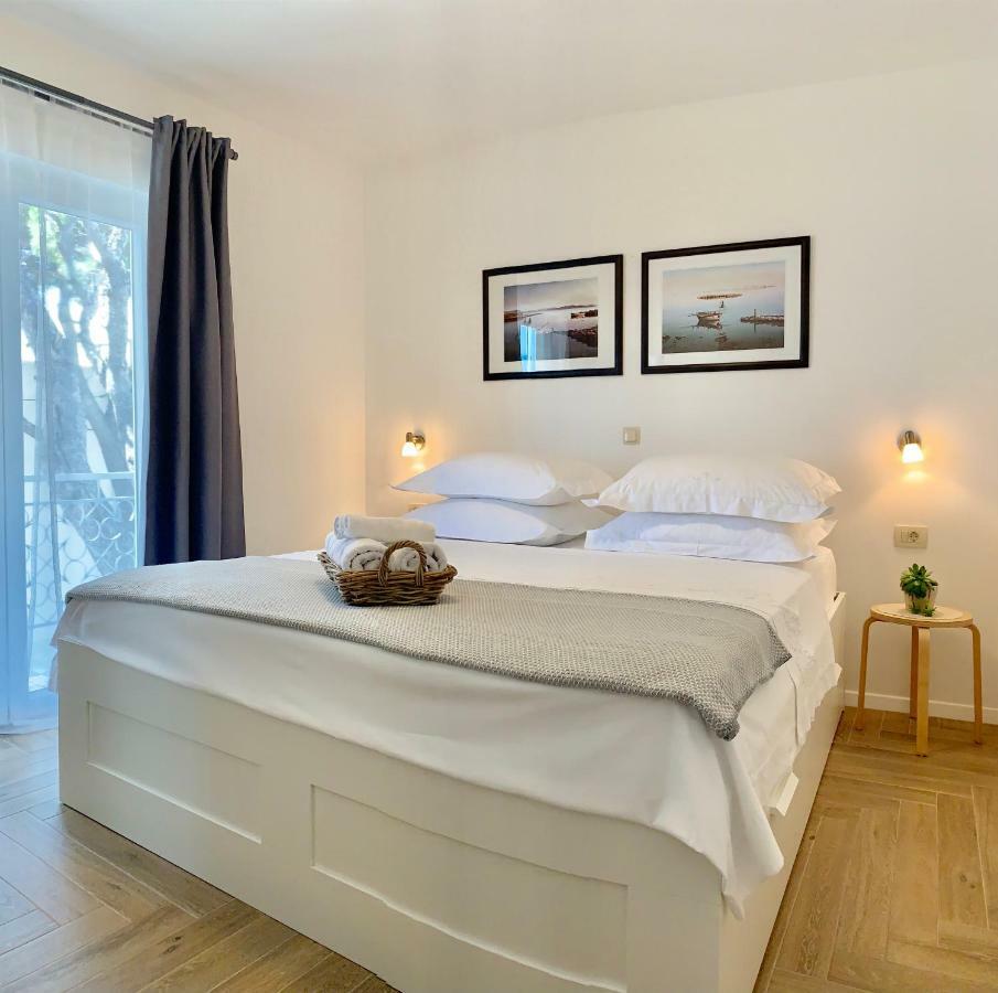 Ferienwohnung 17 Pines Makarska Exterior foto